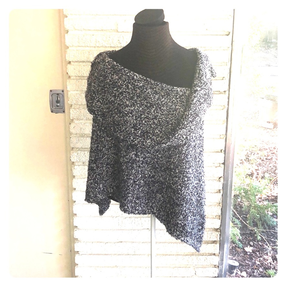 Cowel neck shrug ,Black and white Boucle knit